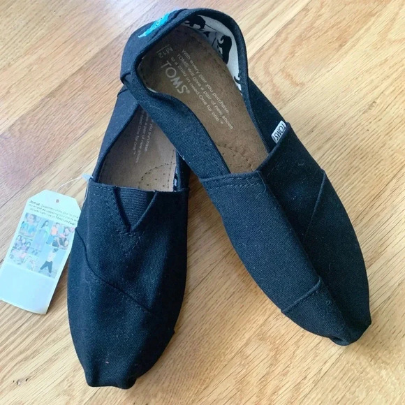 💖HOST PICK💖 TOMS never worn basic black men’s 12 - Picture 3 of 8